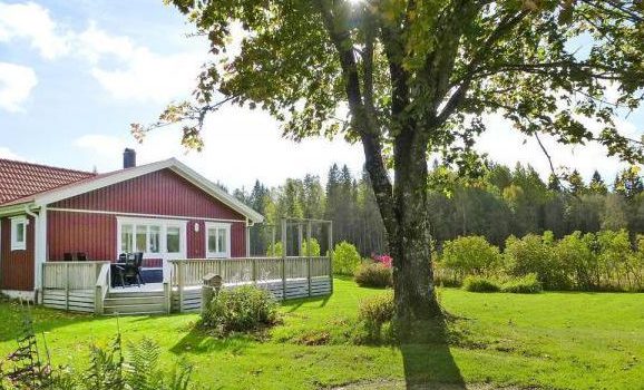 Alleinlages Ferienhaus in Westschweden Brålanda Vänern für 4 Personen