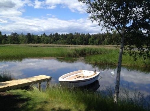 Schweden Ferienhaus direkt am Wasser - Ein Boot vor der Haustür